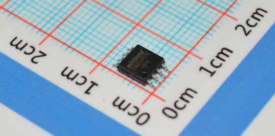 W25Q32JVSSIQ 32Mb SPI Flash 104MHz Klok 100K Wiscycli SOIC-8 2.7-3.6V -40°C tot +85°C