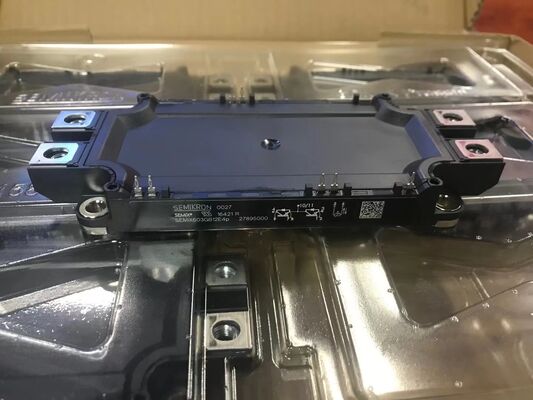 SEMIX603GB12E4P 1200V 600A IGBT-module Lage Vce (sat) Hoge kortsluiting Robustheid Lage schakelverlies Hoge isolatie Industriële kwaliteit Voor UPS's en industriële aandrijvingen met hoog vermogen